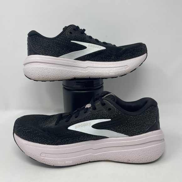 Brooks Ghost Max 2 Shoes Women's Size 7 Medium B Black White Orchid Ice Sneakers - Picture 3 of 8